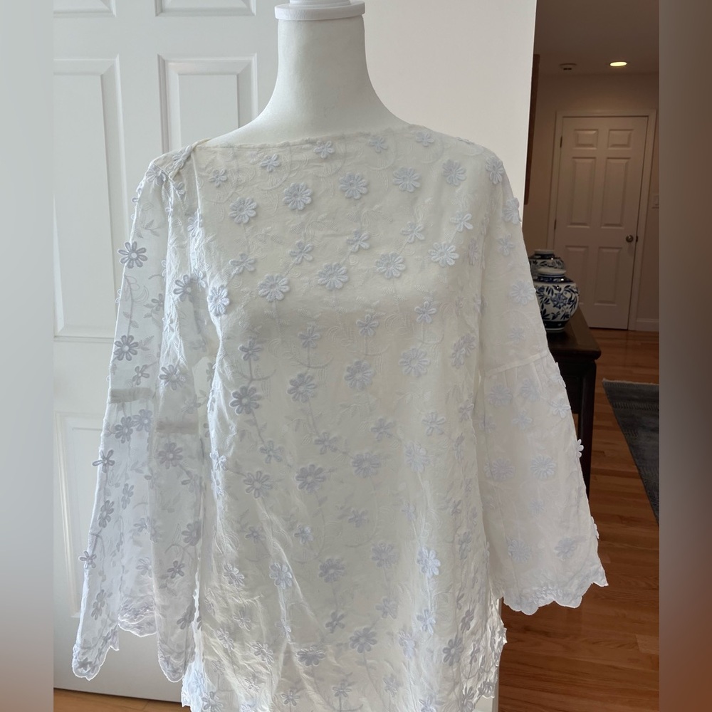 Soft Surroundings  White Floral Blouse